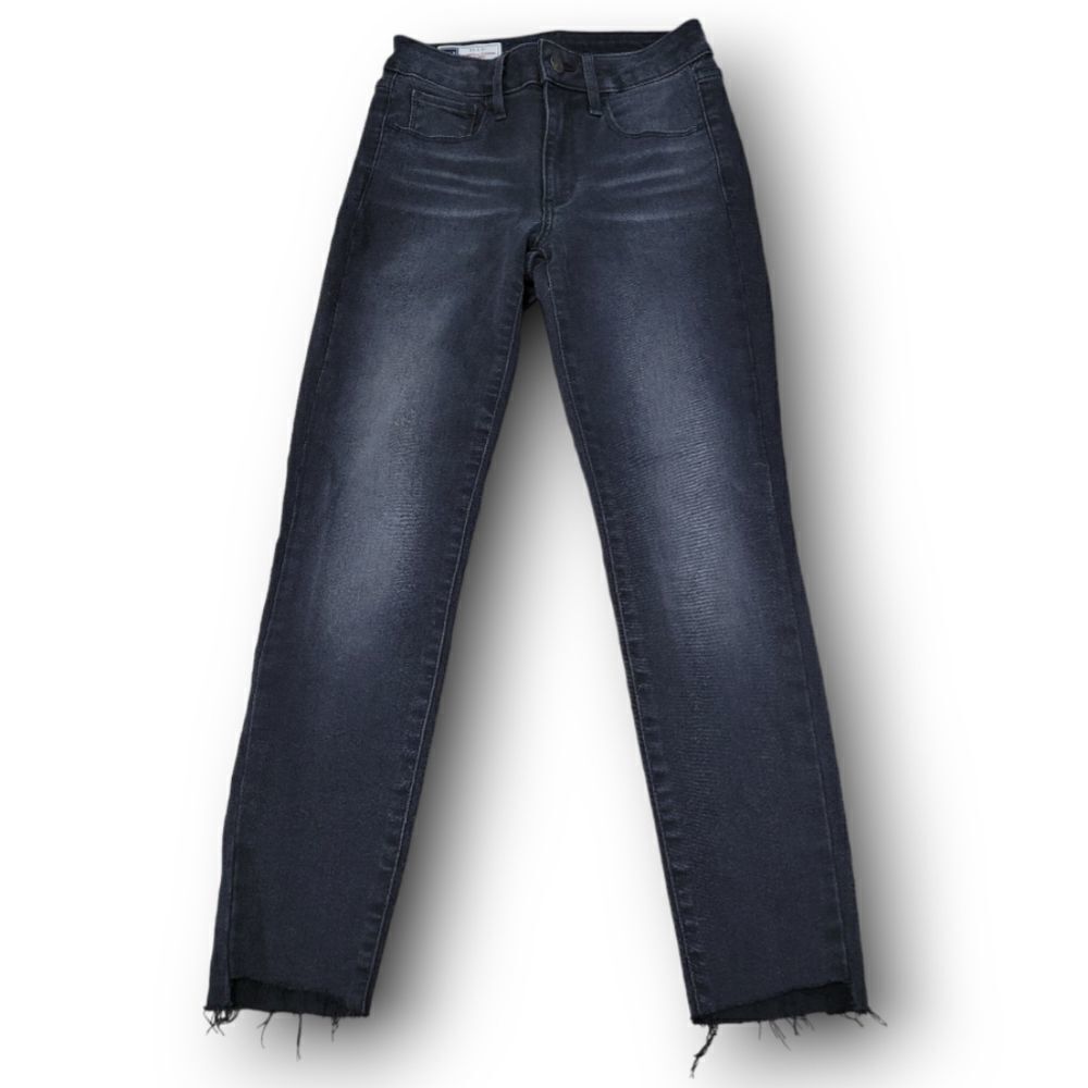 Gap Jeans Size 26 / 2P 25x25 Gap Denim Universal Jegging Mid Rise Jeans Stretch